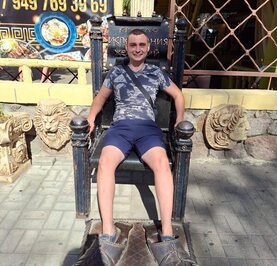 Денис